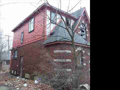 17128 Hickory