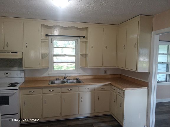 5th image of 1159 Radio Rd