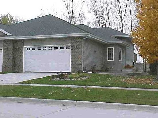 1st image of 637 Stanwood Dr