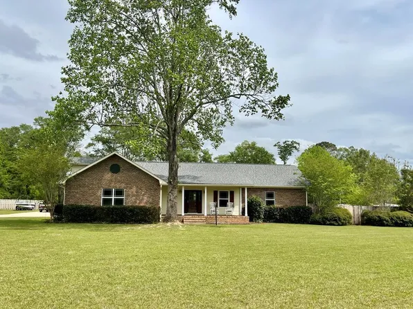 563 S County Road 33, Ashford, AL 36312