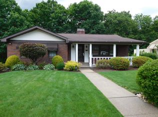 13 Oakwood Ter, Oakmont, PA 15139