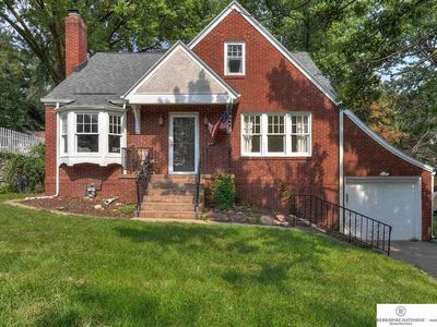 1719 N 54th St, Omaha, NE, 68104