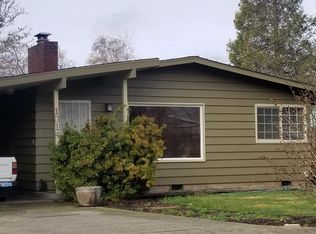 1014 SE Rogue Dr, Grants Pass, OR 97526