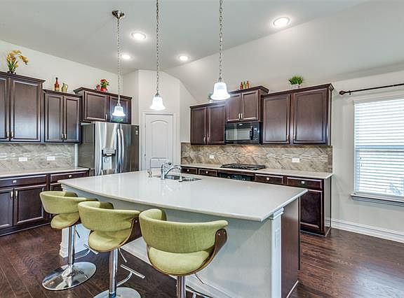 2nd image of 2404 Boatman Dr