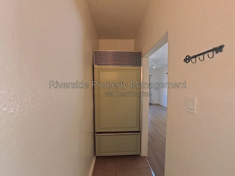 4566 Orange St #6 — Photo 16