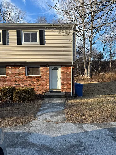 99 Woodland Dr #A Photo 1