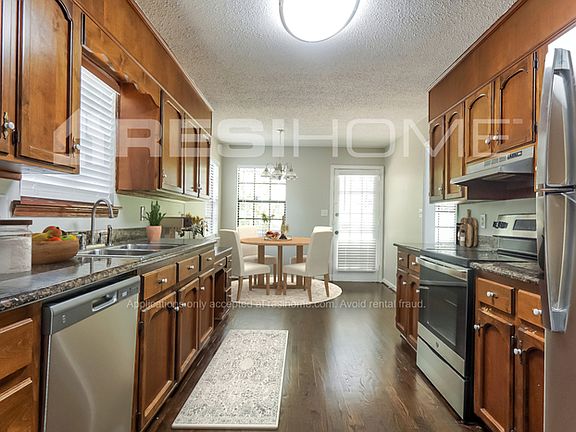 5th image of 1214 Southwind Dr