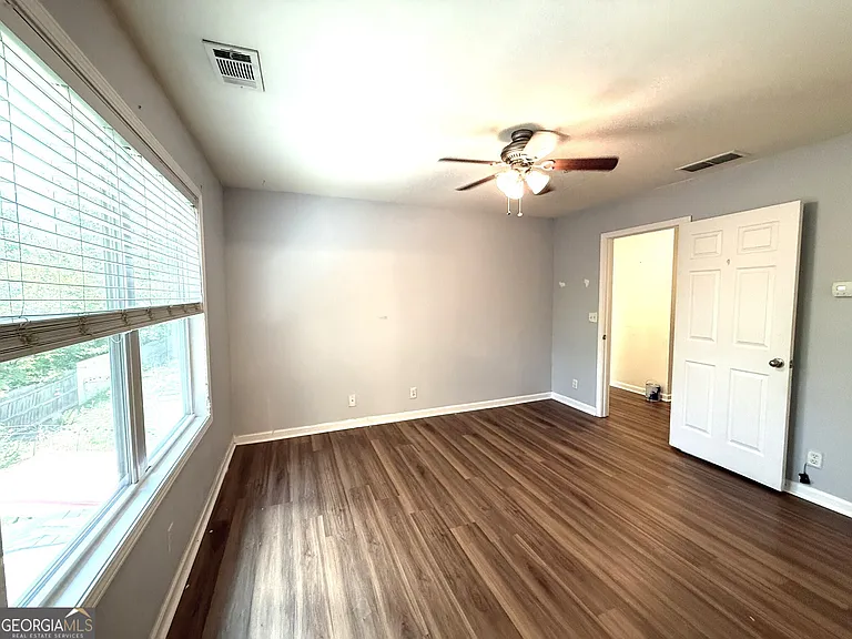 207 Granite Way — Photo 16