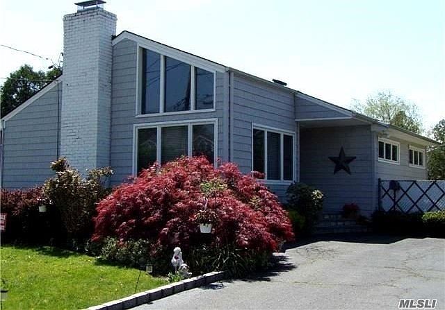 1st image of 230 Franklin St
