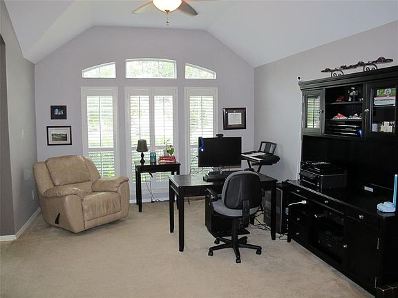 4th image of 28210 Sweet Oak Ln