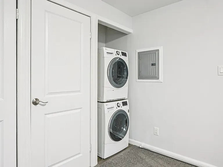 In-unit Washer Dryer*