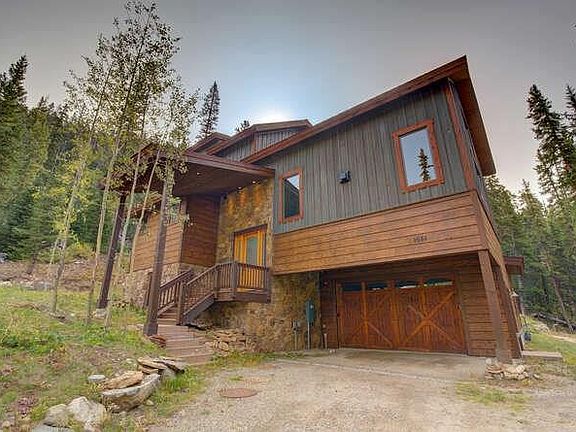 3rd image of 1051 Range Road