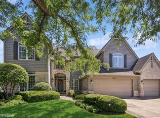 105 Glenbrook Ct, Indian Head Park, IL