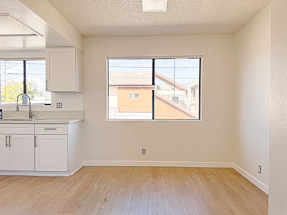 5th image of 909 Orange Grove Ave APT 7