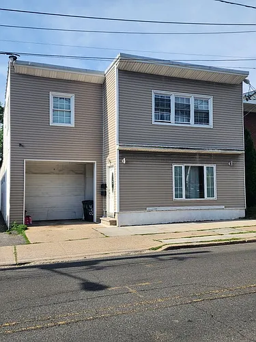 245 W Grand St #1RST Photo 1