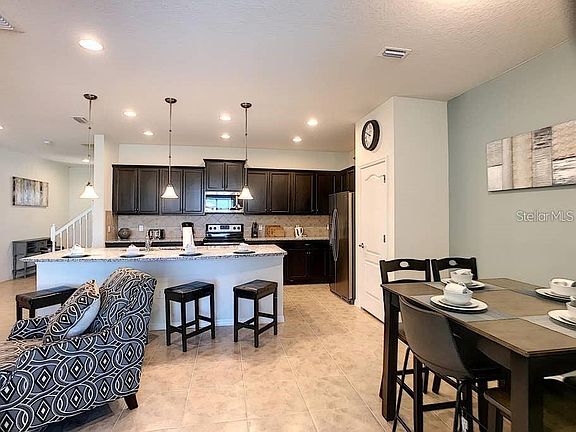 4th image of 8903 Geneve Ct