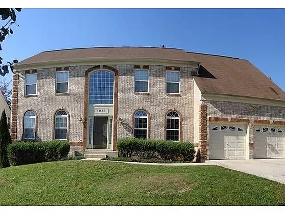 10106 Spring Water Ln photo 1