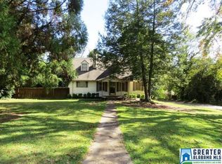 1433 Alford Ave, Hoover, AL 35226