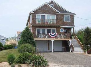 27 1st Ave, Stratford, CT 06615