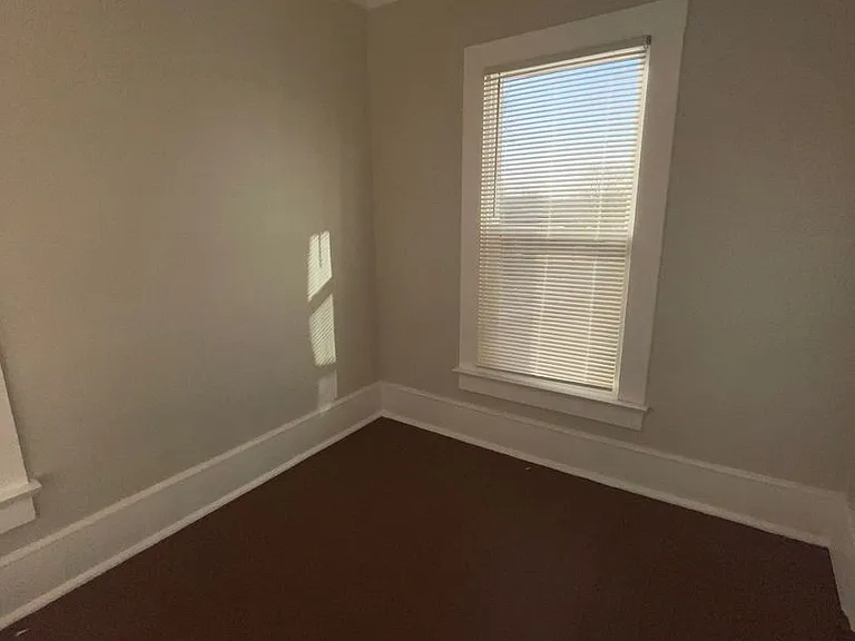 400 White St — Photo 25