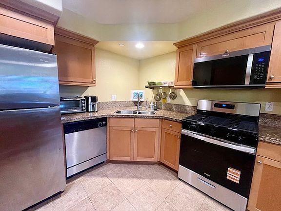 2nd image of 1401 Lomita Blvd