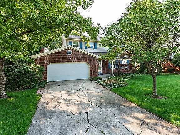 2nd image of 1611 Cheshire Cir