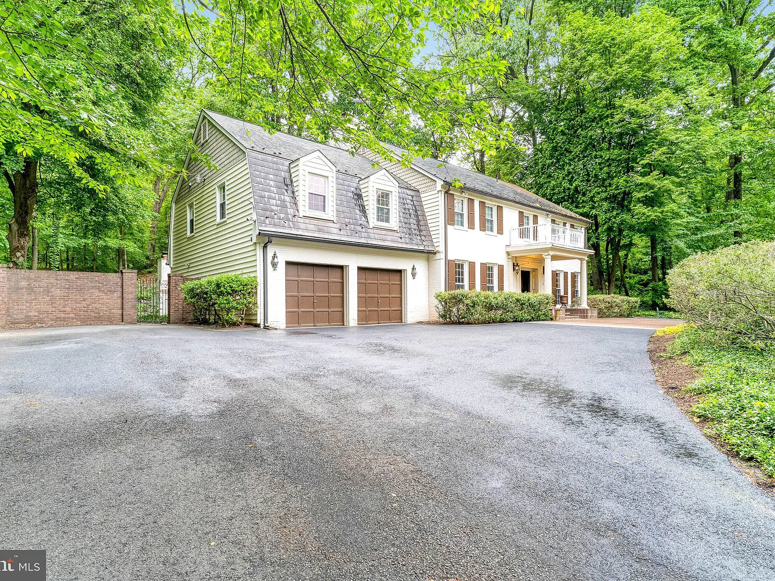 5 bed, 4.5 bath, 4750 sqft, $9,000 — Photo 3