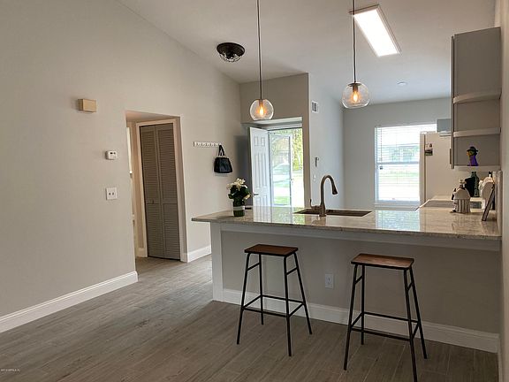 3rd image of 3416 Donzi Way E