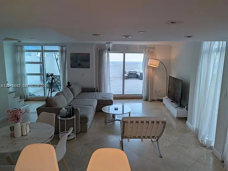 7600 Collins Avenue Cu #712 — Photo 21