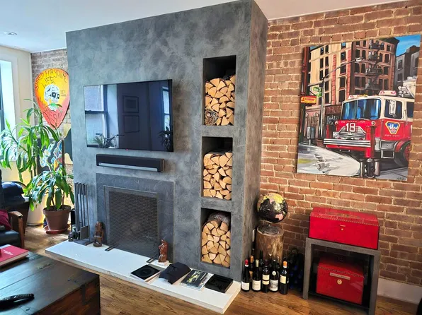 226 East 95th Street image 1 of 2