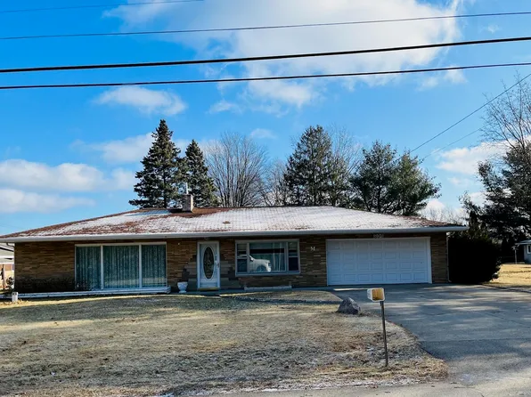 804 Collingwood St, Houghton Lake, MI 48629