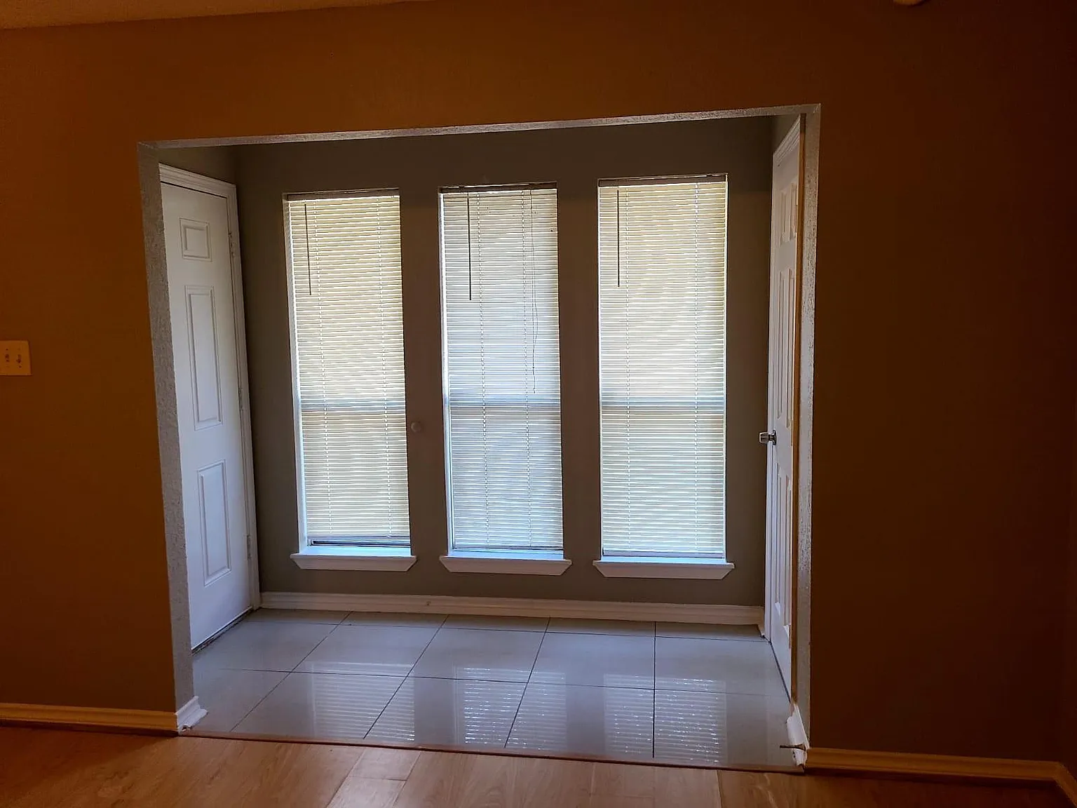 3 bed, 2.0 bath, 1551 sqft, $1,600 — Photo 4