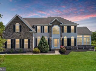 507 Winter Green Cir, Harleysville, PA 19438