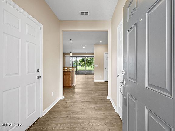 5th image of 7027 BERRYBROOK Drive