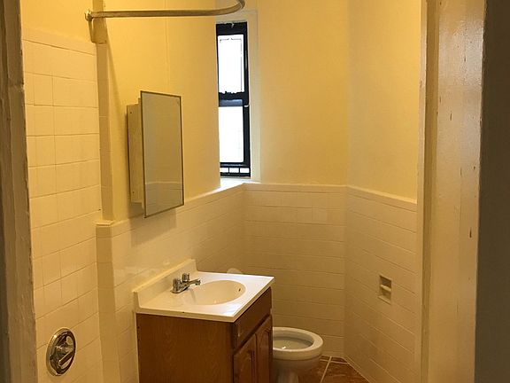 3rd image of 101 Sherman Ave APT 5A