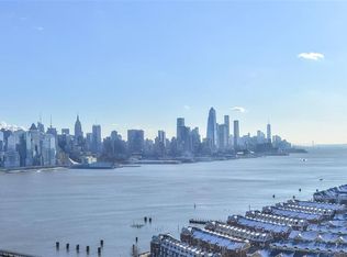 7002 Boulevard East #28G, Guttenberg, NJ