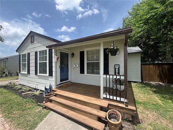 2nd image of 4210 Harry St
