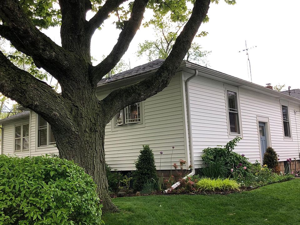 1st image of 1807 Lakeview Ave