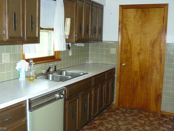 2nd image of 2938 E Center St