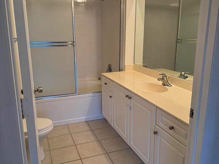 2802 Sarento Pl #202 — Photo 14