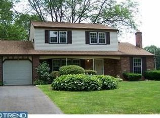 904 Jode Rd, Audubon, PA 19403