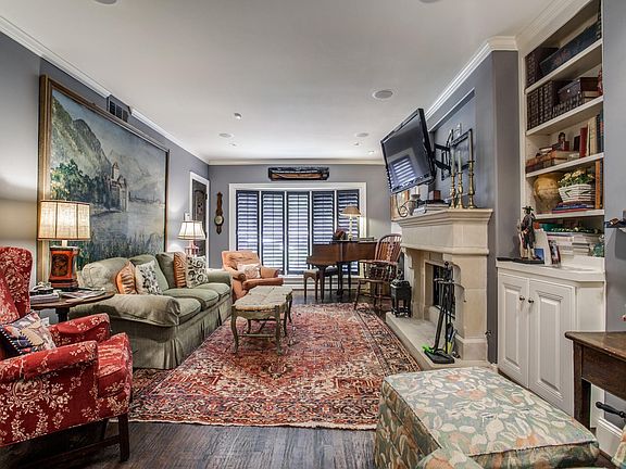 4th image of 3448 Normandy Ave