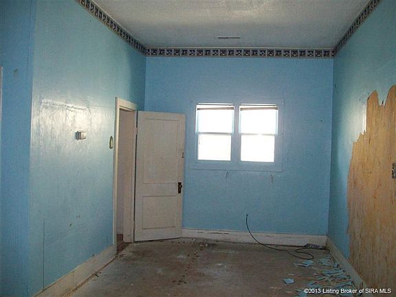 5th image of 335 E 15th St