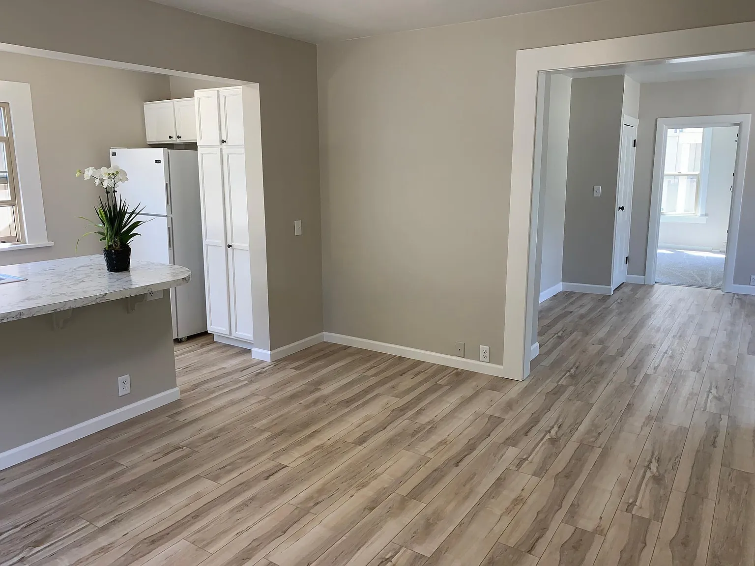 2 bed, 900 sqft, $1,725 — Photo 3