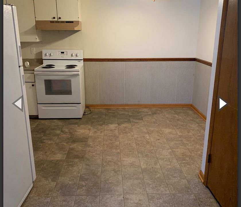 Harrison Apartments 323 E Harrison St Belvidere IL Zillow