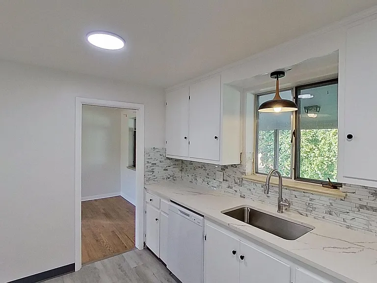 2985 Reed St — Photo 3