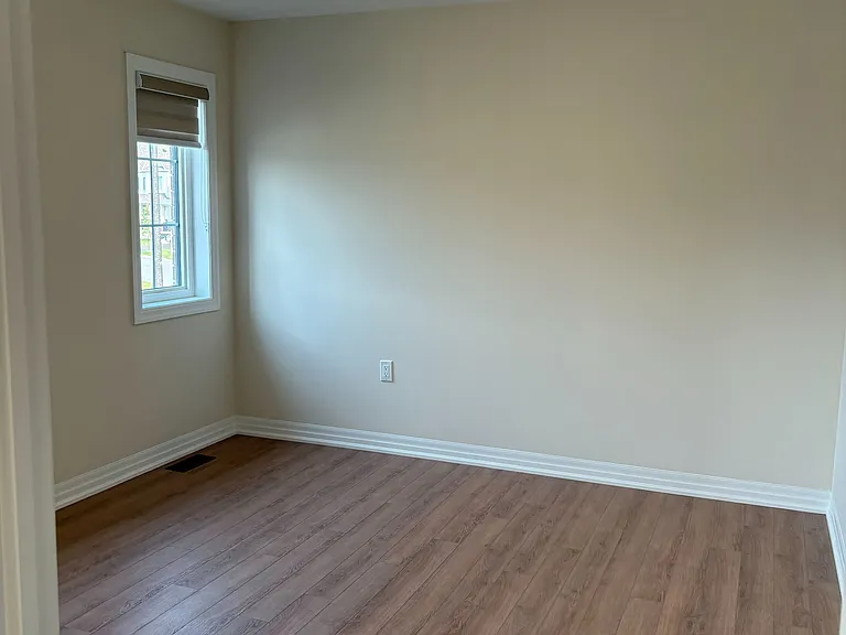 33 Stennett Dr — Photo 14