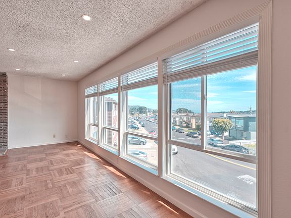 5th image of 330 Higate Dr #A