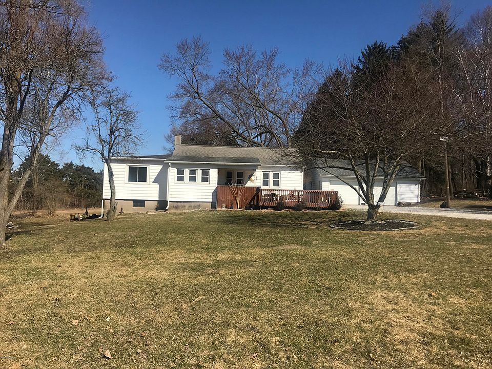 1st image of 28574 Peavine St