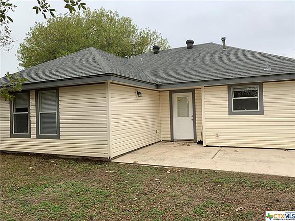 3rd image of 957 Lipan Dr